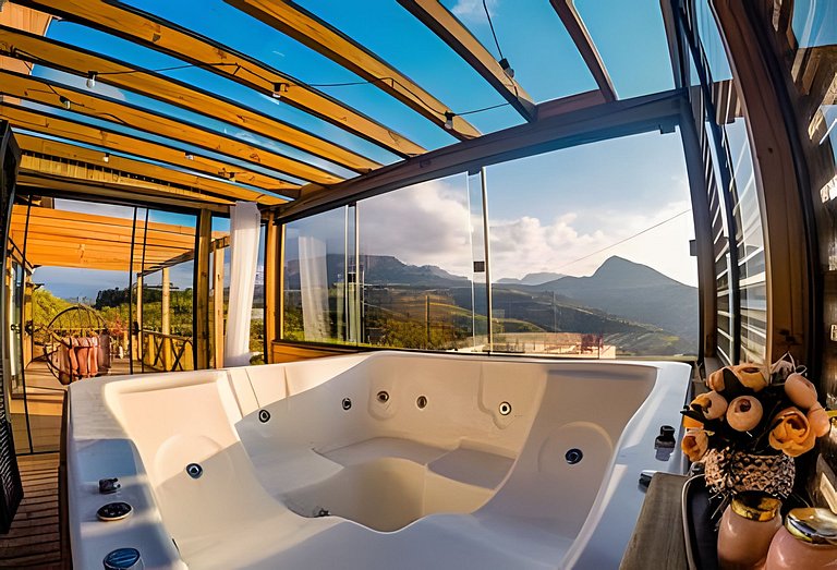 Chalé Romântico com Jacuzzi e vista incrível